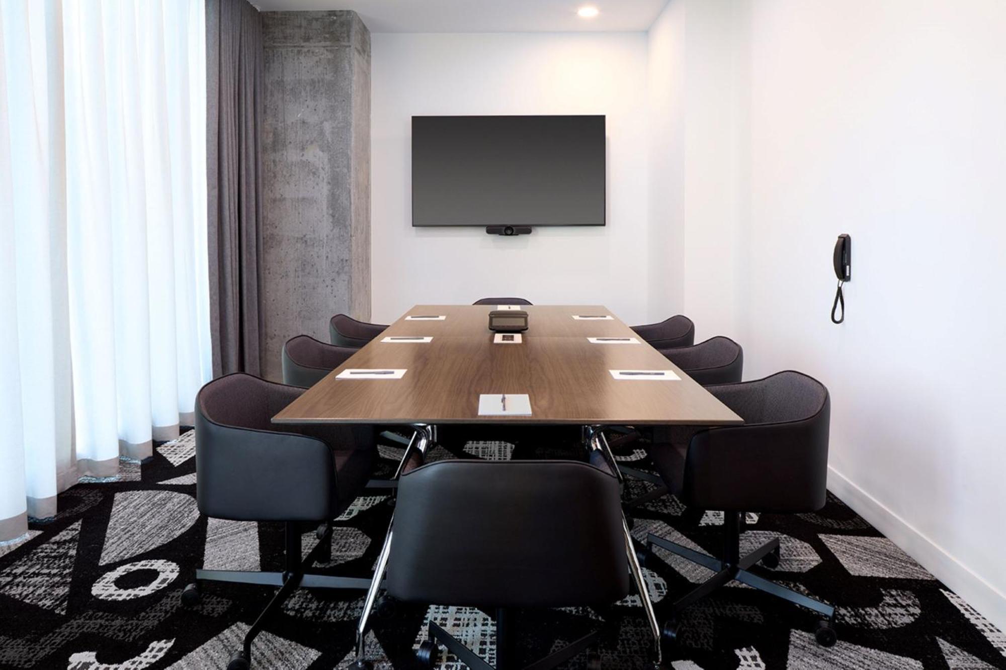 ホテル Courtyard By Marriott Montreal ラヴァル エクステリア 写真